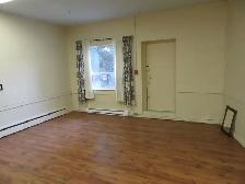 Ground Floor Commercial Space For Rent in West Hamilton - Photo 8