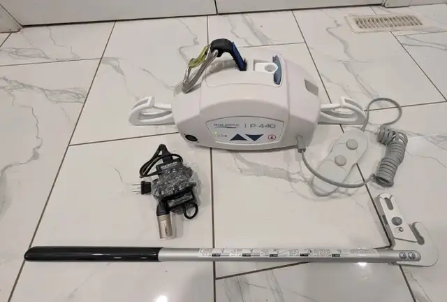 Prism P-440 Portable Patient Ceiling Lift - New Batteries