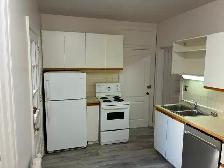 3 Bedroom Sandy Hill Apartment for Rent (255 Daly Ave) - Photo 9