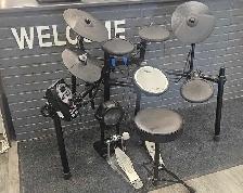 Roland TD-11 Electric Drum kit - Photo 2