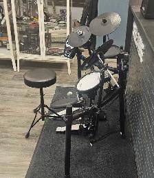 Roland TD-11 Electric Drum kit - Photo 3