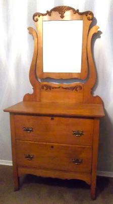Two antique blonde dressers ..... $100.00 each - Photo 2