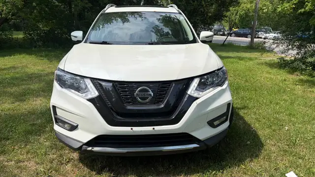 2017 Nissan Rogue SV