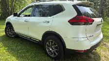 2017 Nissan Rogue SV - Photo 6