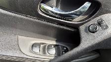 2017 Nissan Rogue SV - Photo 18