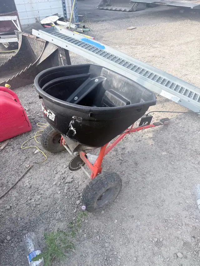 fertilizer spreader