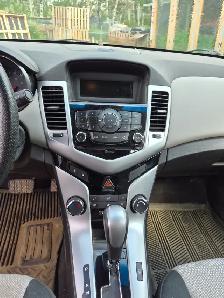 2011 Chevrolet Cruze - Photo 8
