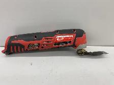 Milwaukee 2426 M12 Oscillating Multi Tool - Photo 2