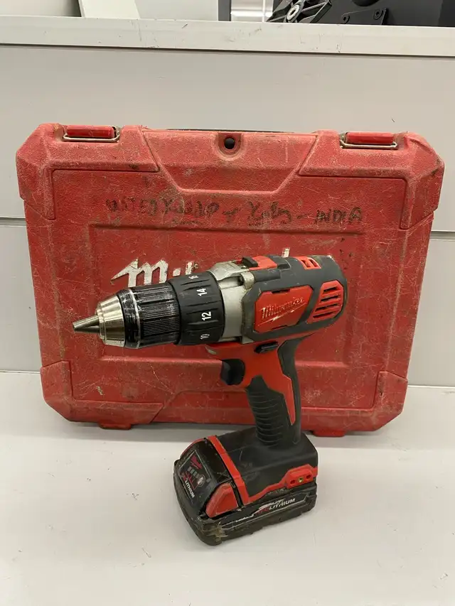 Milwaukee 2606 M18 Drill