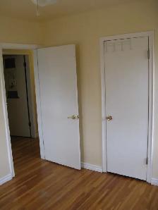 3Bed/1Bath-MainFloor-BonnieDoonArea-Internet/Utilities Included - Photo 4