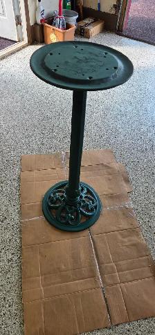 CAST IRON PEDESTAL - Photo 2