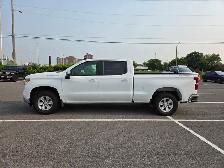 2025 Chevrolet Silverado 1500 - CLEAN CARFAX, GREAT CONDITION! - Photo 3