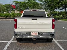 2025 Chevrolet Silverado 1500 - CLEAN CARFAX, GREAT CONDITION! - Photo 4