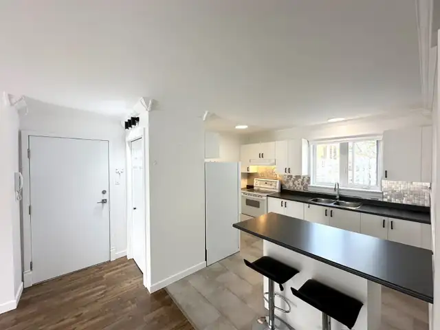 Condo de 2 chambres disponible dès maintenant