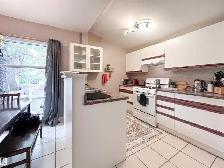 Great opportunity for a house close to all amenities - Photo 4