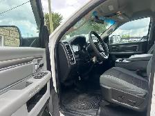 2018 Ram 3500 SLT 4x4 6.7L Cummins Turbo Diesel Crew Cab 6'4' Bo - Photo 9