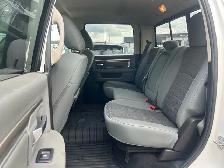 2018 Ram 3500 SLT 4x4 6.7L Cummins Turbo Diesel Crew Cab 6'4' Bo - Photo 14