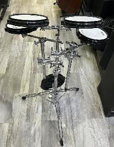 Dixon Practice Drum Kit - Photo 3