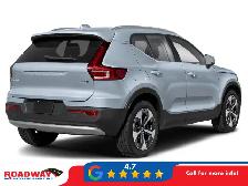 2024 Volvo XC40 B5 Plus Dark Theme - Photo 2