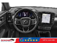 2024 Volvo XC40 B5 Plus Dark Theme - Photo 4