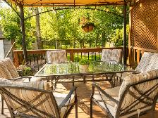 Exceptional Custom-Built Bungalow in Pinawa | 4 Bed, 3 Bath - Photo 2