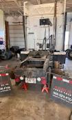 Shop Supervisor - Photo 2