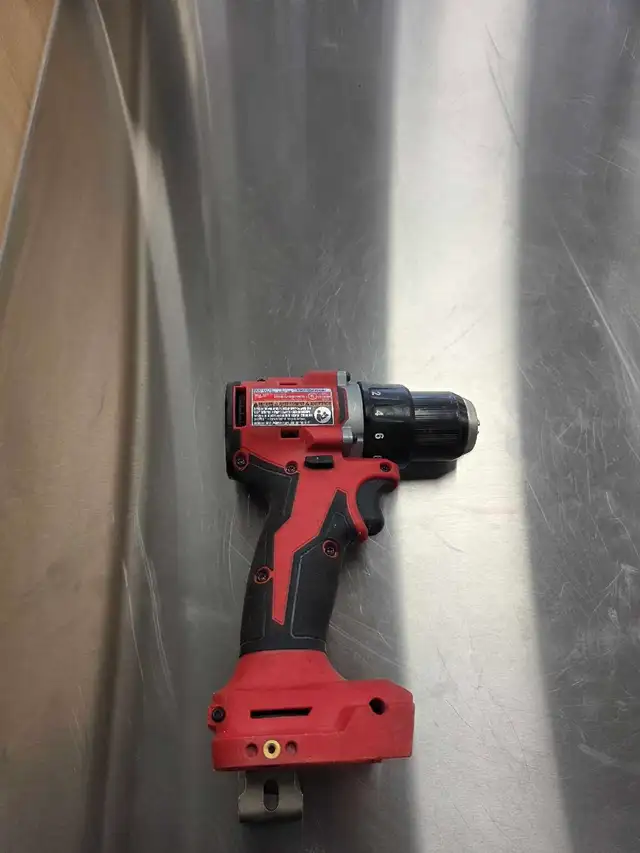 Milwaukee drill driver (bare tool)