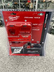 Milwaukee M18 XC8.0 Battery with Charger