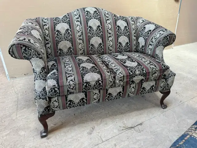 LOVE SEAT FOR SALE