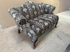 LOVE SEAT FOR SALE - Photo 2