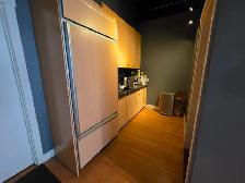 Looking for a new tenant Current lease is $13/sf plus operating - Photo 3