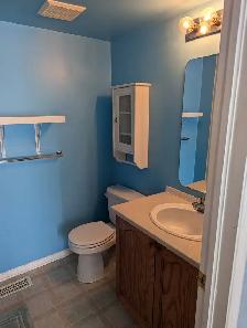 Furnished Bedroom with Private Bathroom: All-Inclusive (Kanata)