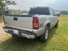 2005 GMC Sierra 4x4 - Photo 3