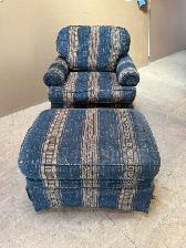 SWIVEL CHAIR FOR SALE - Photo 3