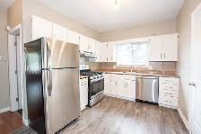 203 Niagara St, St. Catharines - All Inclusive 3 Bed   Den - Photo 11