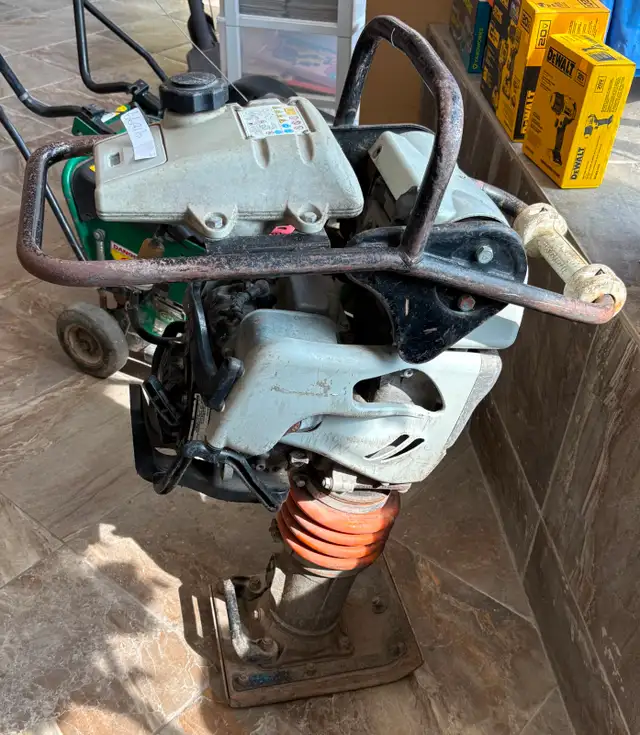 Mikasa MTX60HD Gas Jumping Jack Tamper with Honda Engine