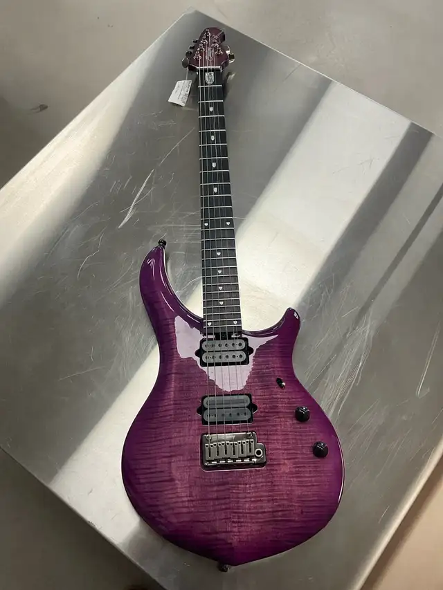 STERLING BY MUSIC MAN ELECTRIC GUITAR