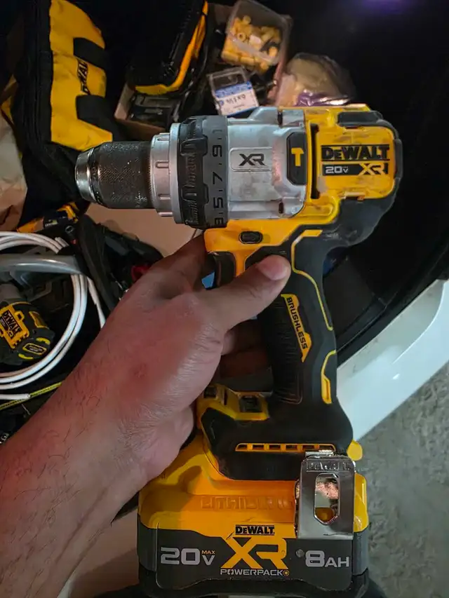Dewalt Hammer Drill DCD 1007 8.0AH Battery and Fast Charger