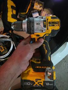 Dewalt Hammer Drill DCD 1007 8.0AH Battery and Fast Charger