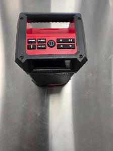 Milwaukee m12 jobsite radio