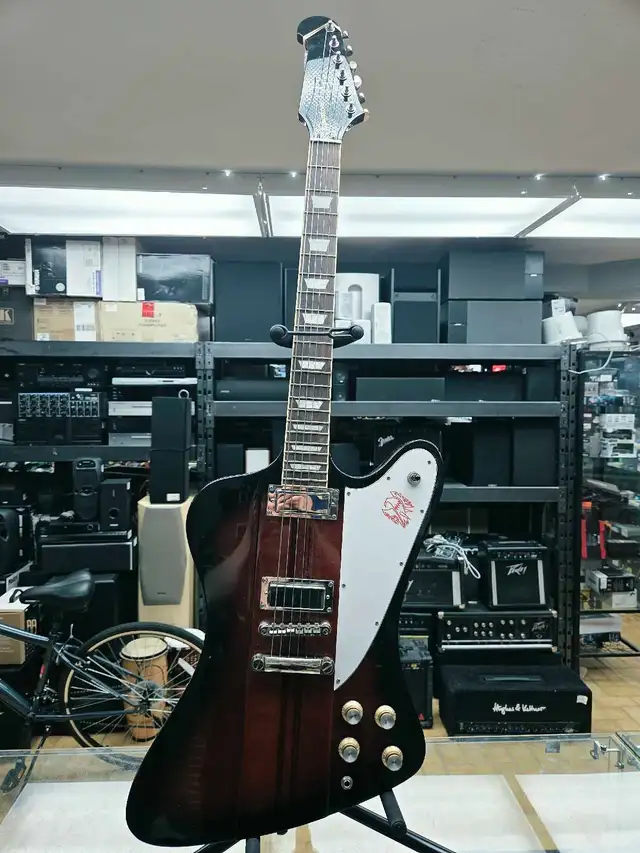 Guitare électrique   case