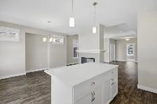 BEAUTIFUL HOME IN MERRITT WITH SWEEPING VIEWS - ONLY 9 YEARS OLD - Photo 7