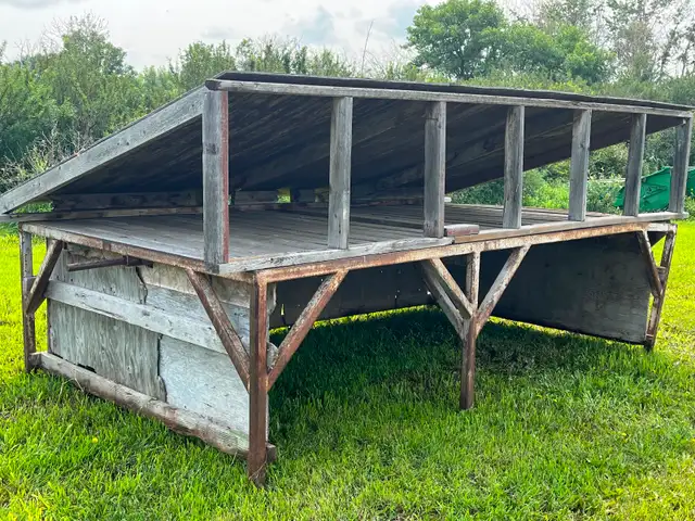 SMALL ANIMAL SHELTER