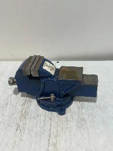 Mastercraft 3-inch Swivel Base Vise - Photo 3