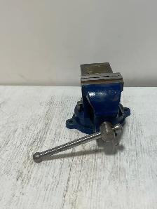 Mastercraft 3-inch Swivel Base Vise - Photo 5