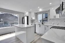Renovated with 3 2 bedrooms double garage,3.5 baths Only $570k - Photo 16