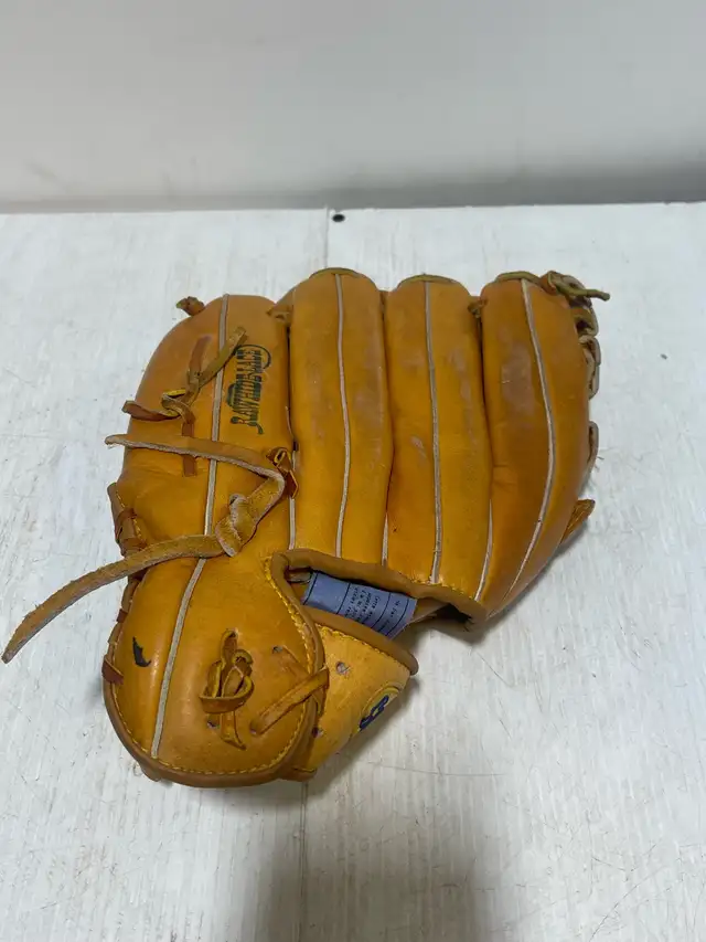 Cooper Professional Model Baseball Glove