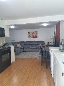 1 bedroom & 1 bathroom suite in Coquitlam - Photo 7