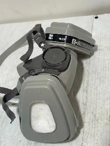 3M respirator mask - Photo 3