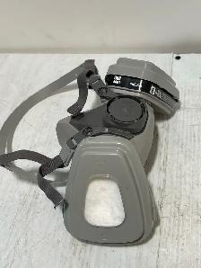 3M respirator mask - Photo 8